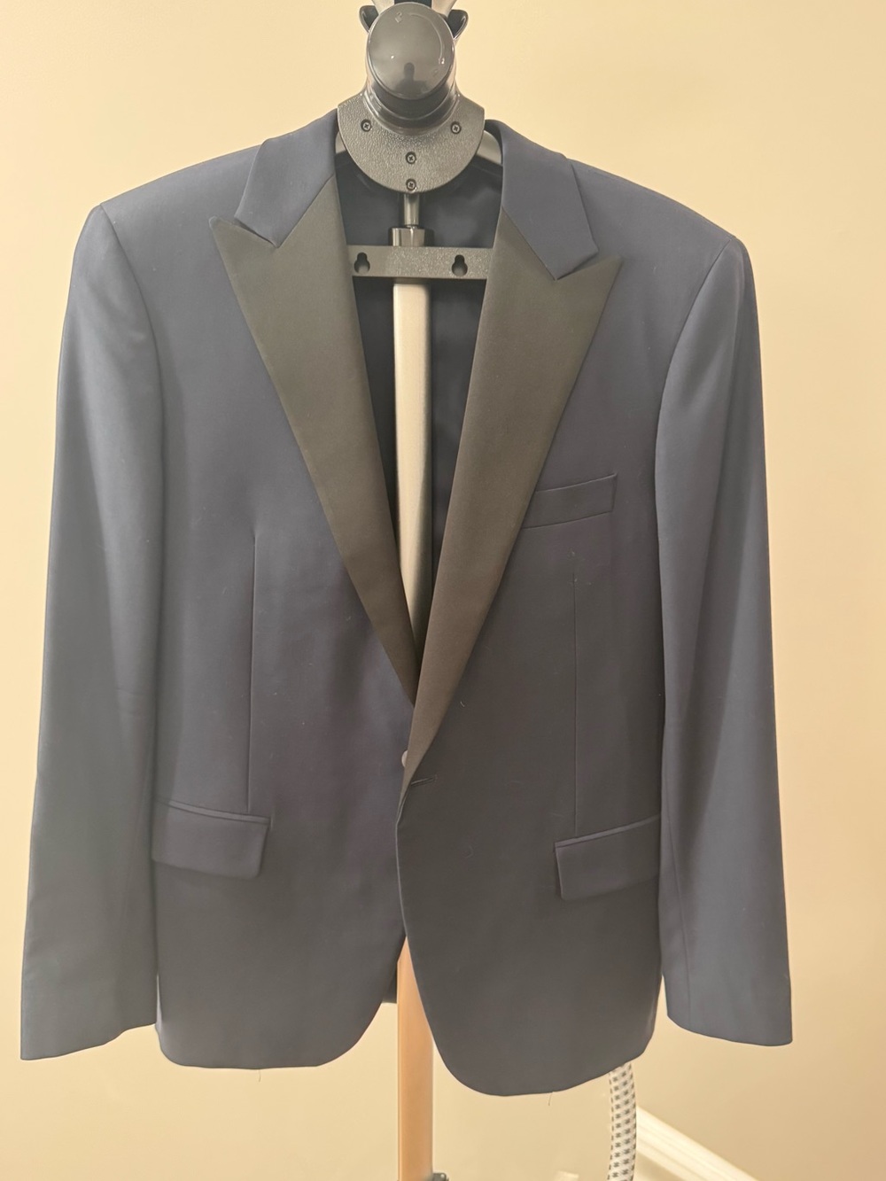 Samuelsohn Colombo Icewool Super 150's Navy Pean Lapel Tuxedo 41R 35W Made Canad
